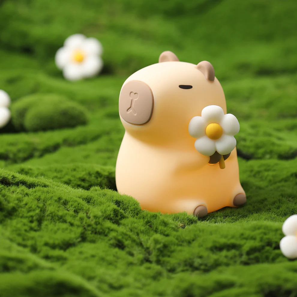 CAPPY | FLOWER CAPYBARA SQUISHY NIGHT LIGHT